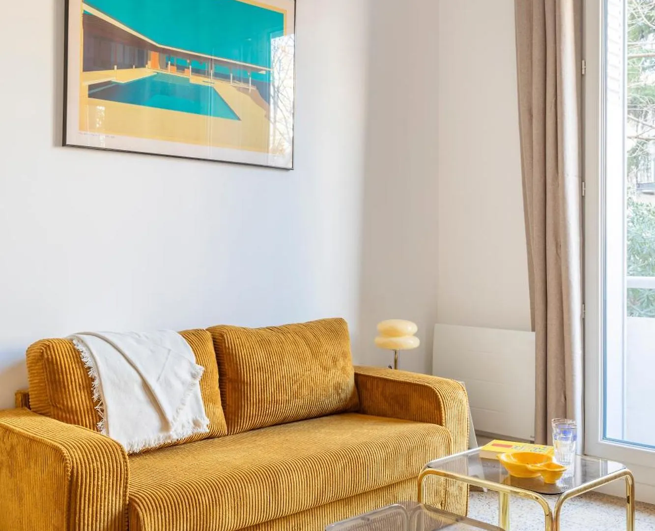 Apartment Petit Jaune, T2 Centre Ville Marseille Avec Balcon